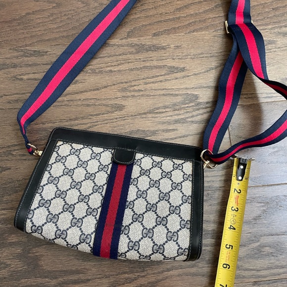 Gucci GG Navy Monogram Crossbody Pouch w/ auth cert - Picture 11 of 13